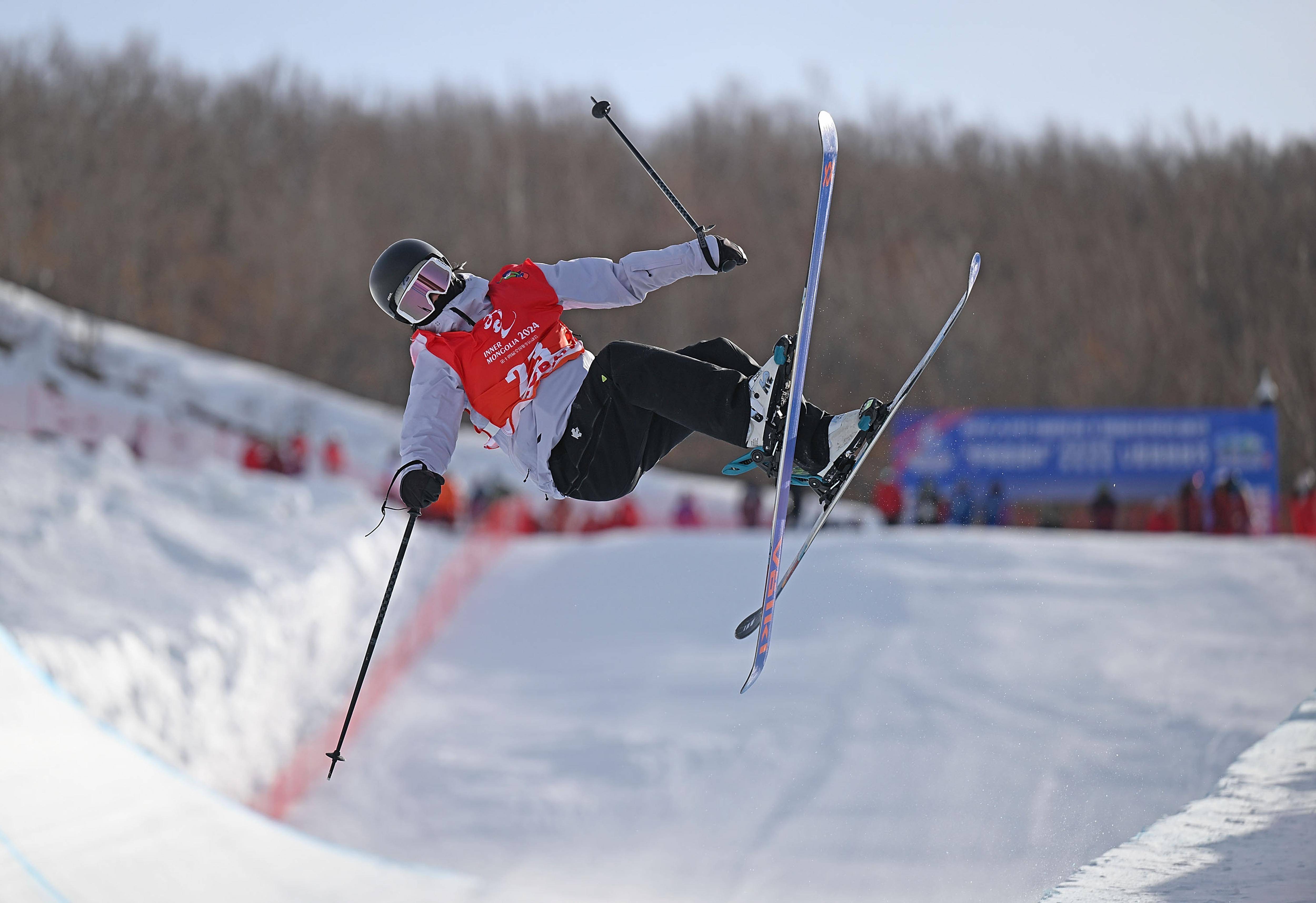 冬季两项:滑雪与射击的完美结合 冬季两项:滑雪与射击的完美结合