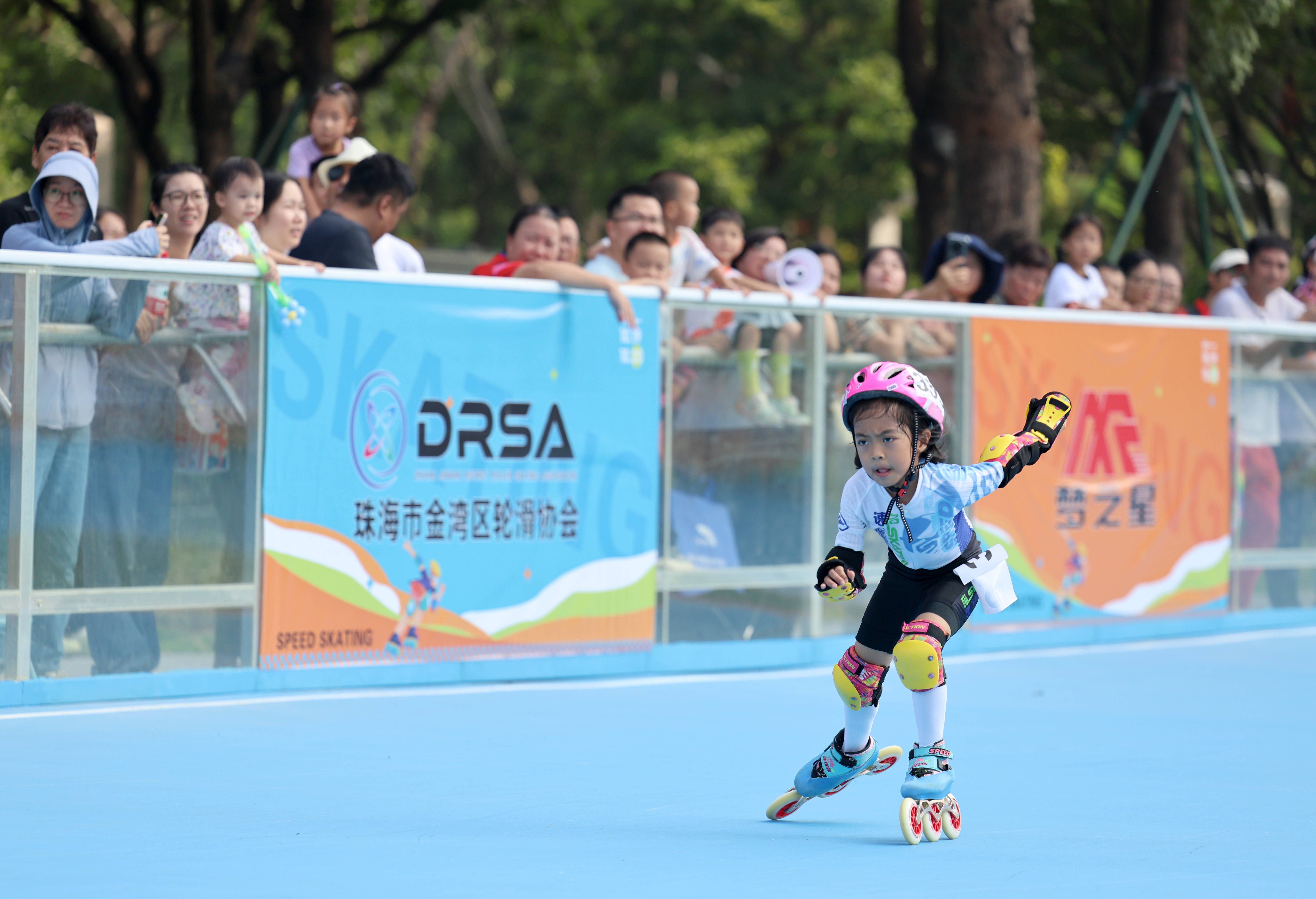 AYX GAME-包含快速轮滑赛，流动的青春与速度碰撞的词条