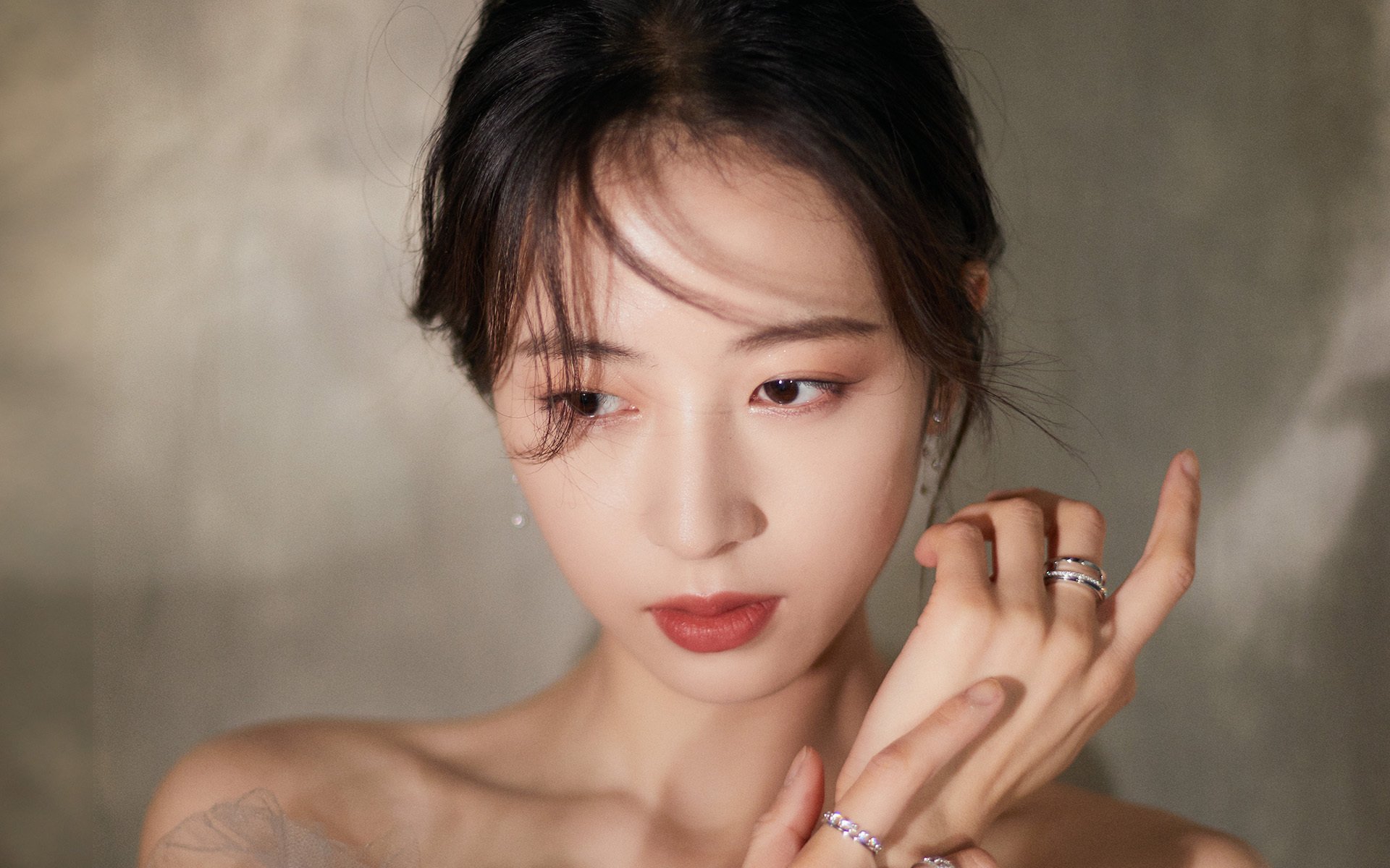 热刺与桑普顿交手,谁能夺得胜利?,热刺主帅桑托