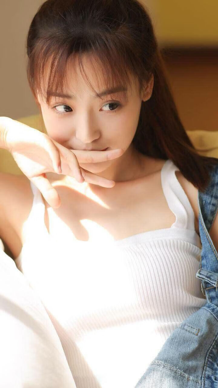 国足边锋与前锋之间的接应成功率趋势图，国足 前锋