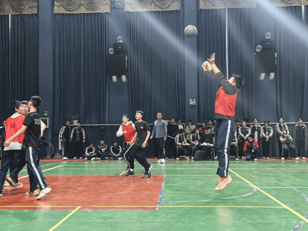 关于爱游戏体育：校园篮球联赛总决赛开战，争夺最高荣誉的信息