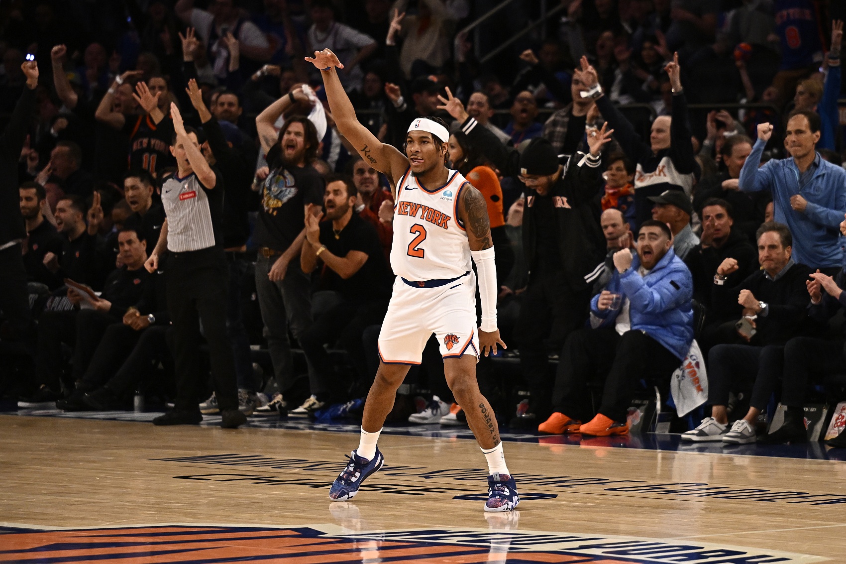 关于爱游戏体育：NBA球星的场外生活：如何平衡事业与家庭？的信息