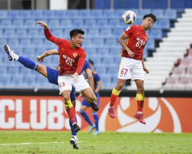 爱游戏体育：法甲瓦讷的进攻风格与战术演变的简单介绍