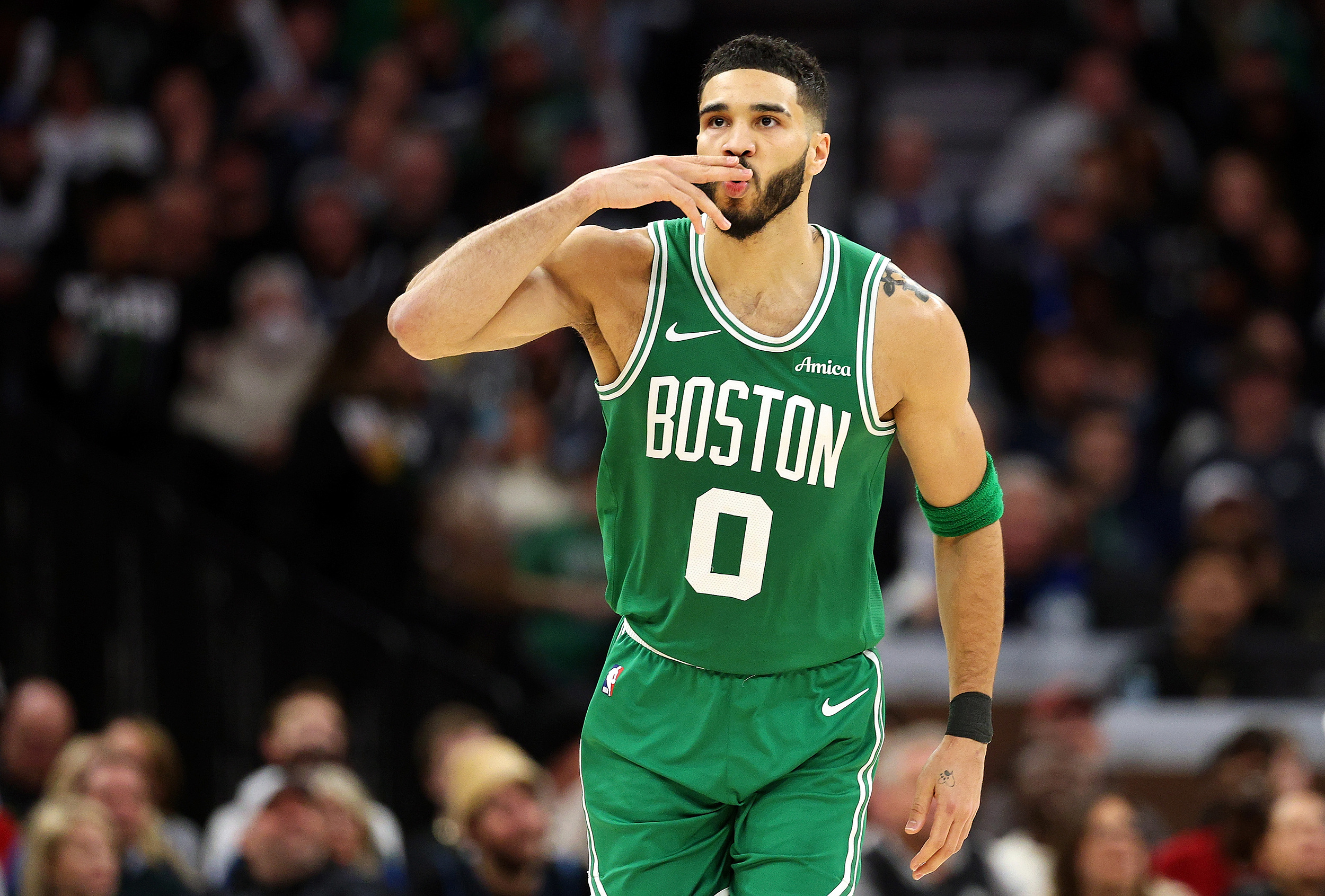 包含爱游戏体育:凯尔特人队防守战术演练:斯蒂文斯教练的防守哲学的词条 包含爱游戏体育:凯尔特人队防守战术演练:斯蒂文斯教练的防守哲学的词条