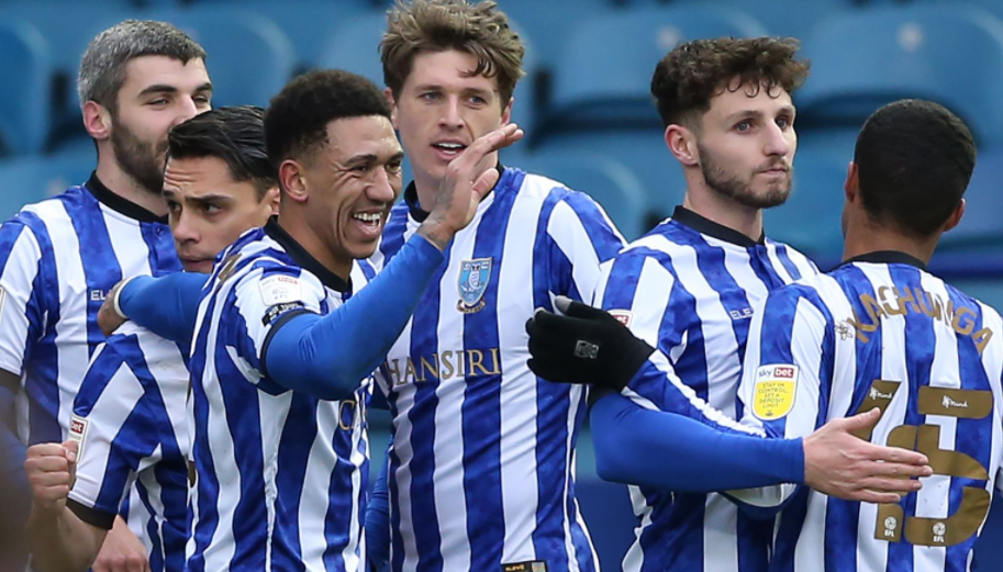 关于爱游戏体育:英超谢周三的进攻火力与战术调整的信息 关于爱游戏体育:英超谢周三的进攻火力与战术调整的信息